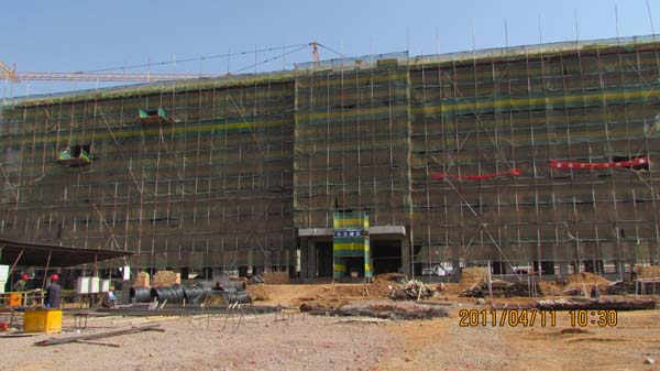 施工中的漳县城关中学分校区综合实验楼工程.jpg